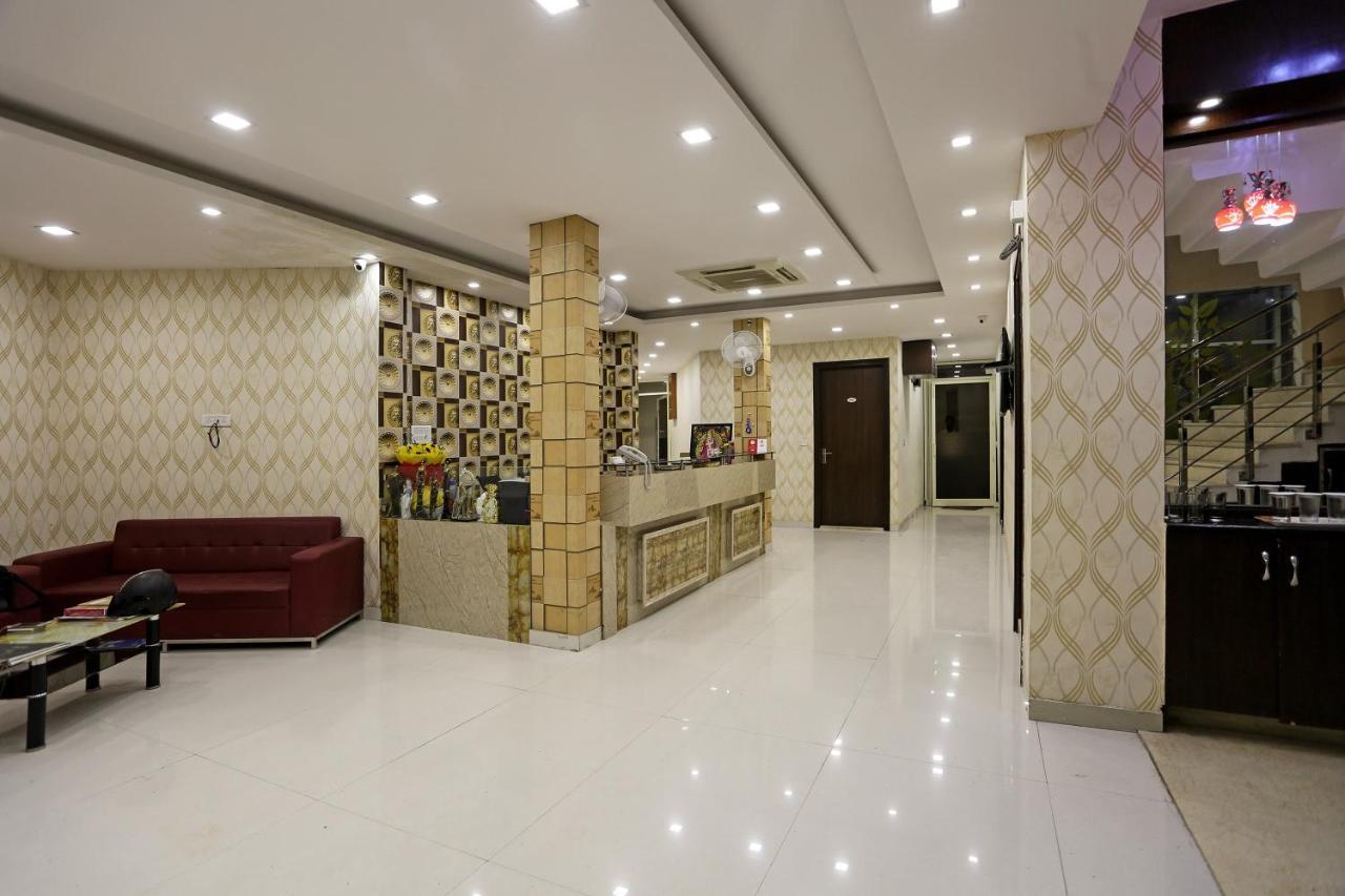 Oyo Hotel Asko International Near Gurudwara Shri Bangla Sahib Nova Deli Exterior foto